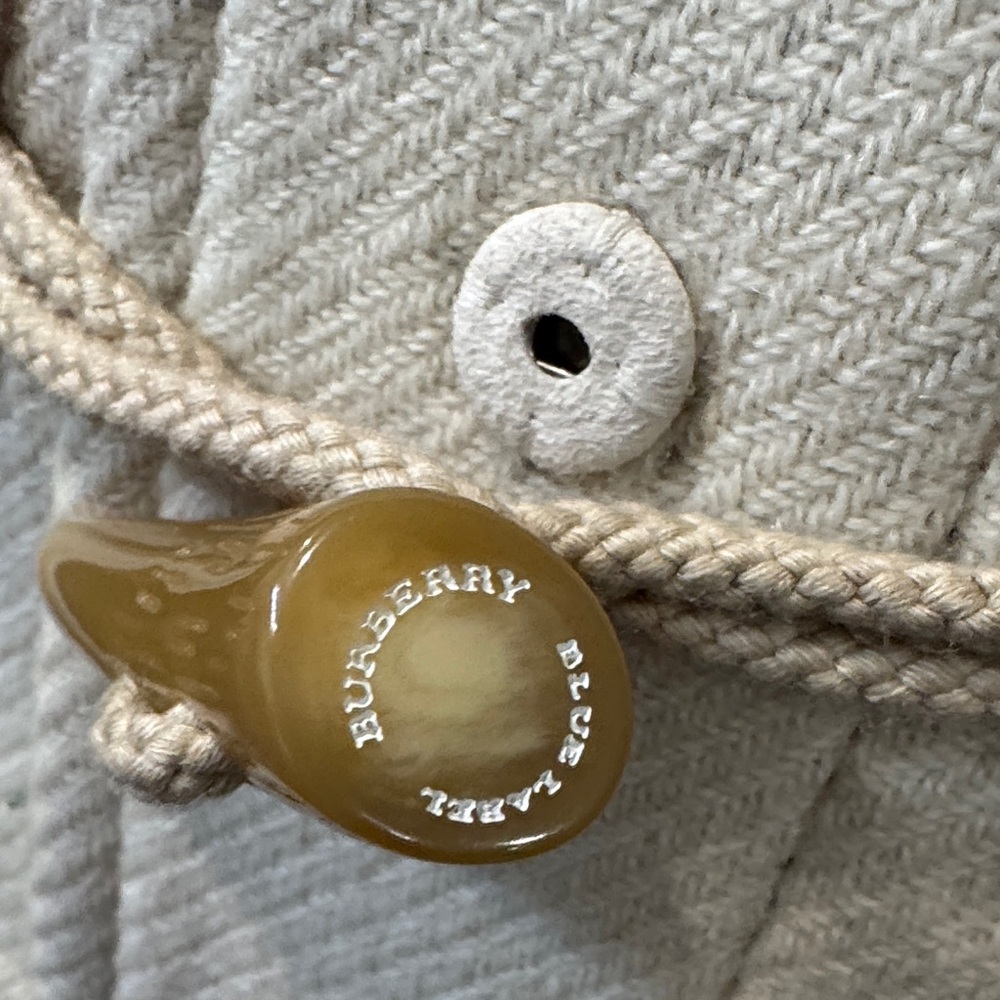 Authentic Burberry Blue Label Cream Hooded Toggle Trench Coat - Picture 5 of 17